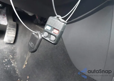 2007 Ford Mustang V6 Deluxe/V6 Premium z USA, uszkodzony, nr VIN 1ZVFT80N375332942